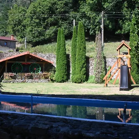 La Casa Del Agua Cantabria אמפוארו